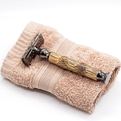 Retro Bamboo Handled Safety Razor with Blades